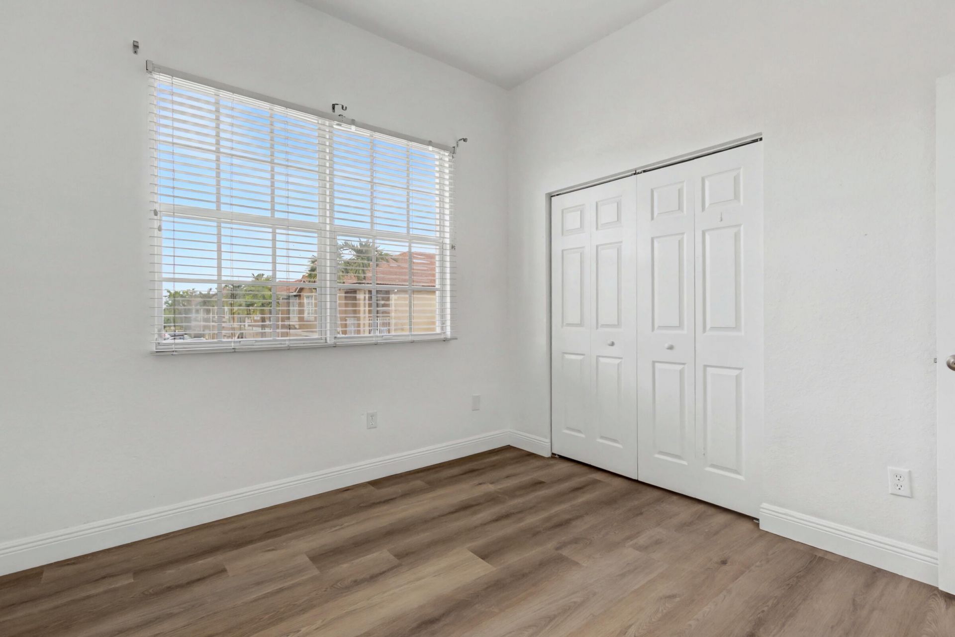 5869 Hampton Hills Boulevard, Tamarac, FL 33321 Photo