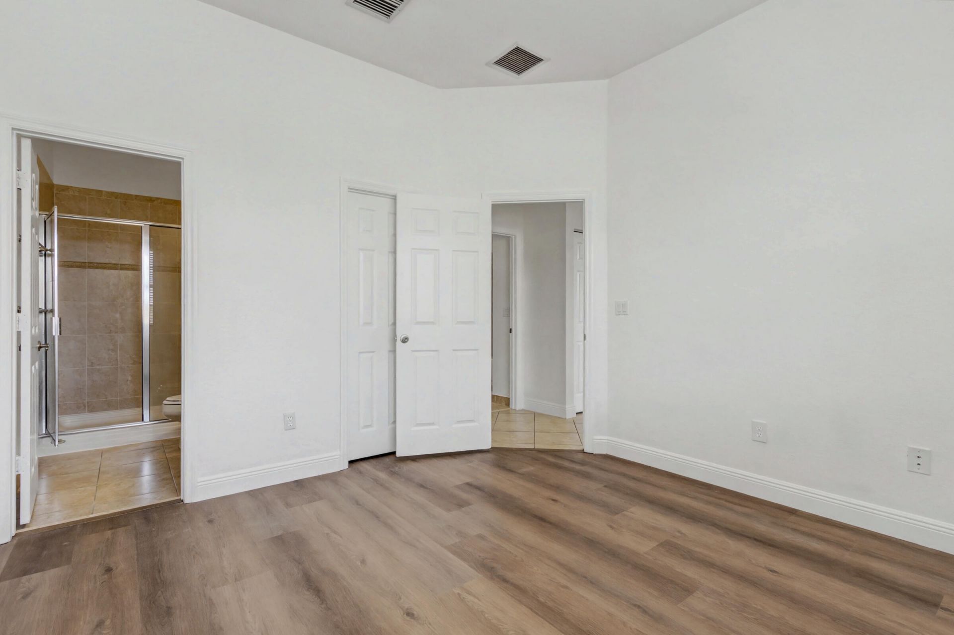 5869 Hampton Hills Boulevard, Tamarac, FL 33321 Photo