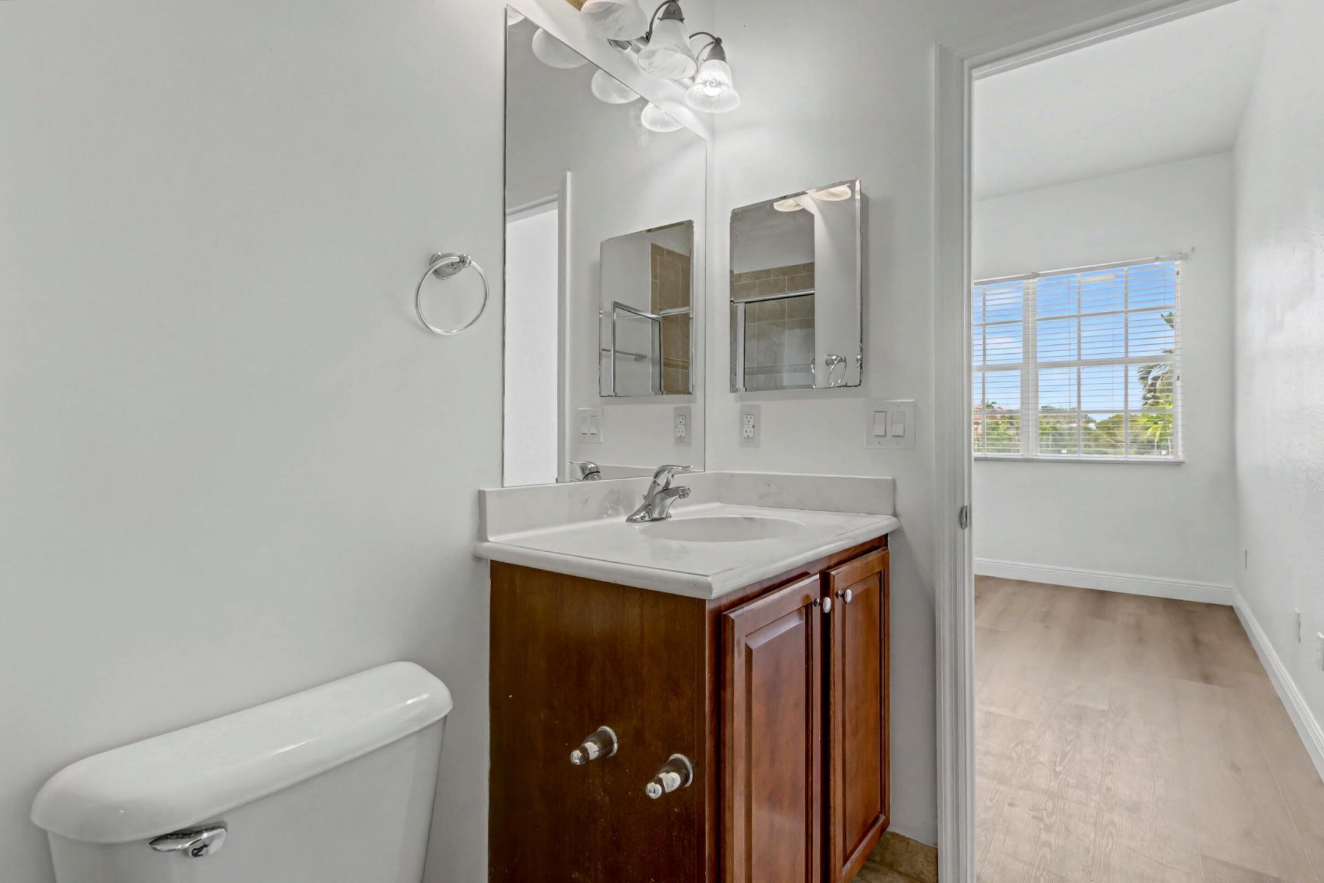 5869 Hampton Hills Boulevard, Tamarac, FL 33321 Photo