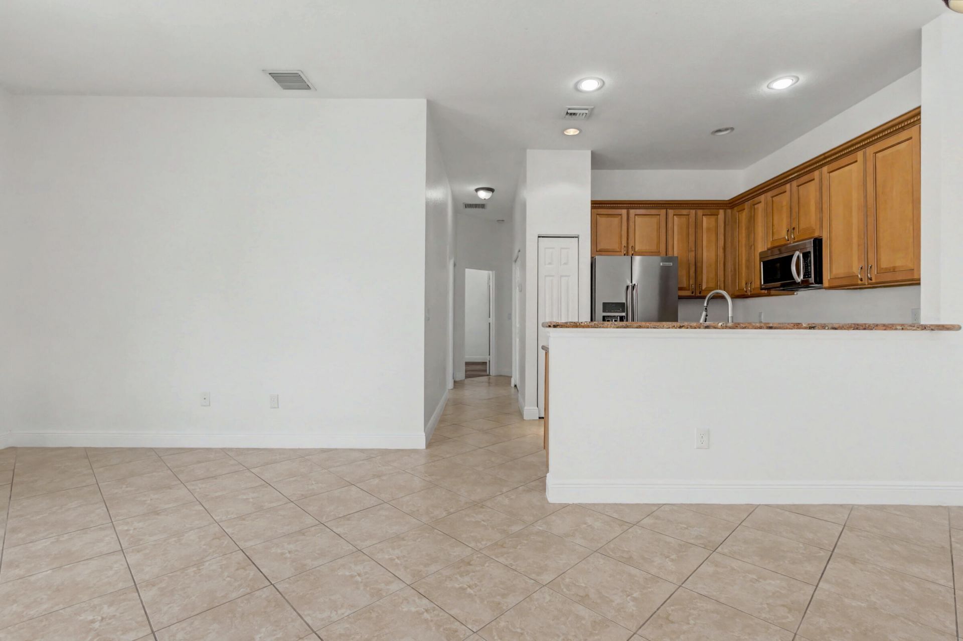 5869 Hampton Hills Boulevard, Tamarac, FL 33321 Photo