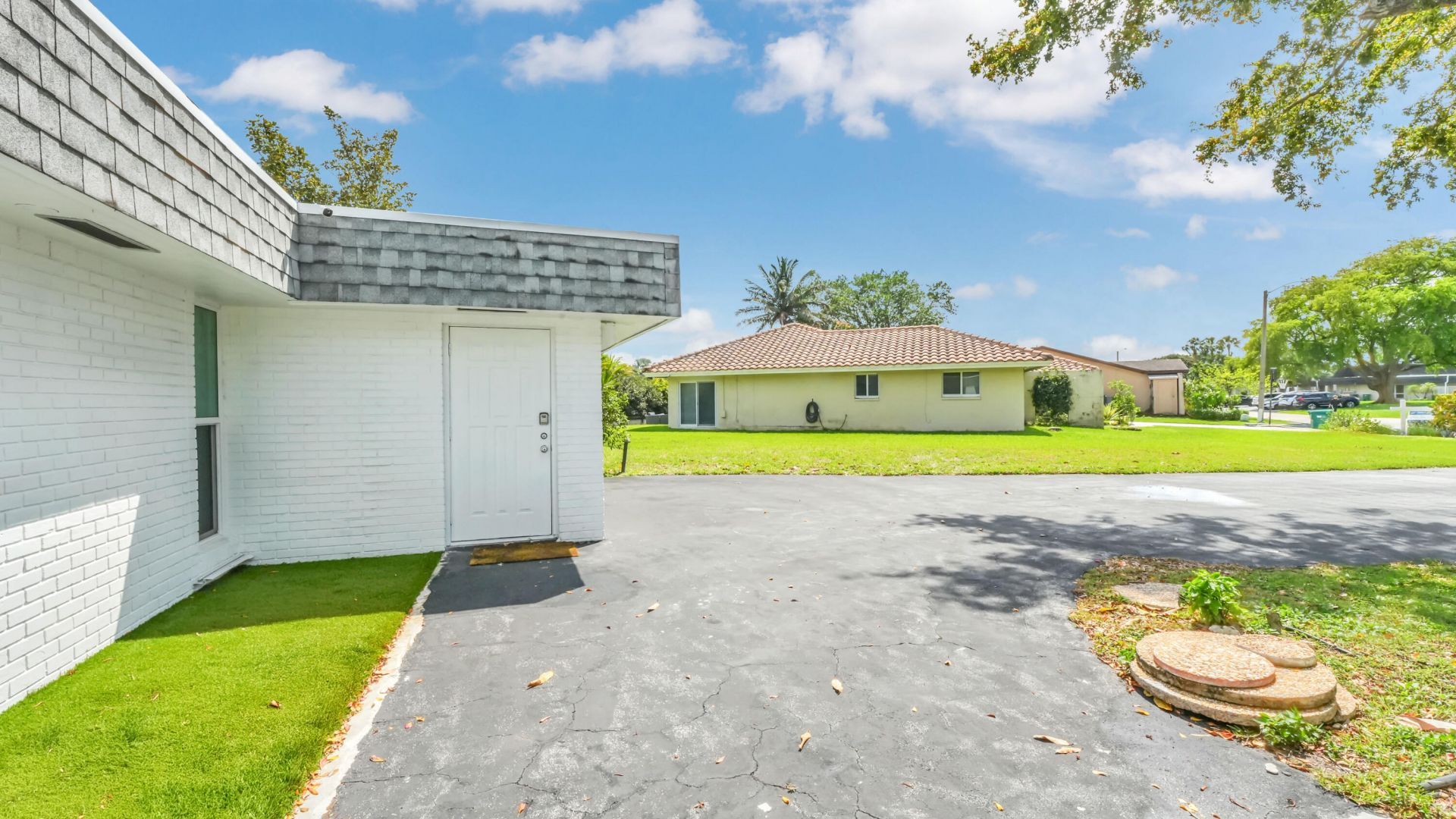 5707 White Hickory Circle, Tamarac, FL 33319 Photo