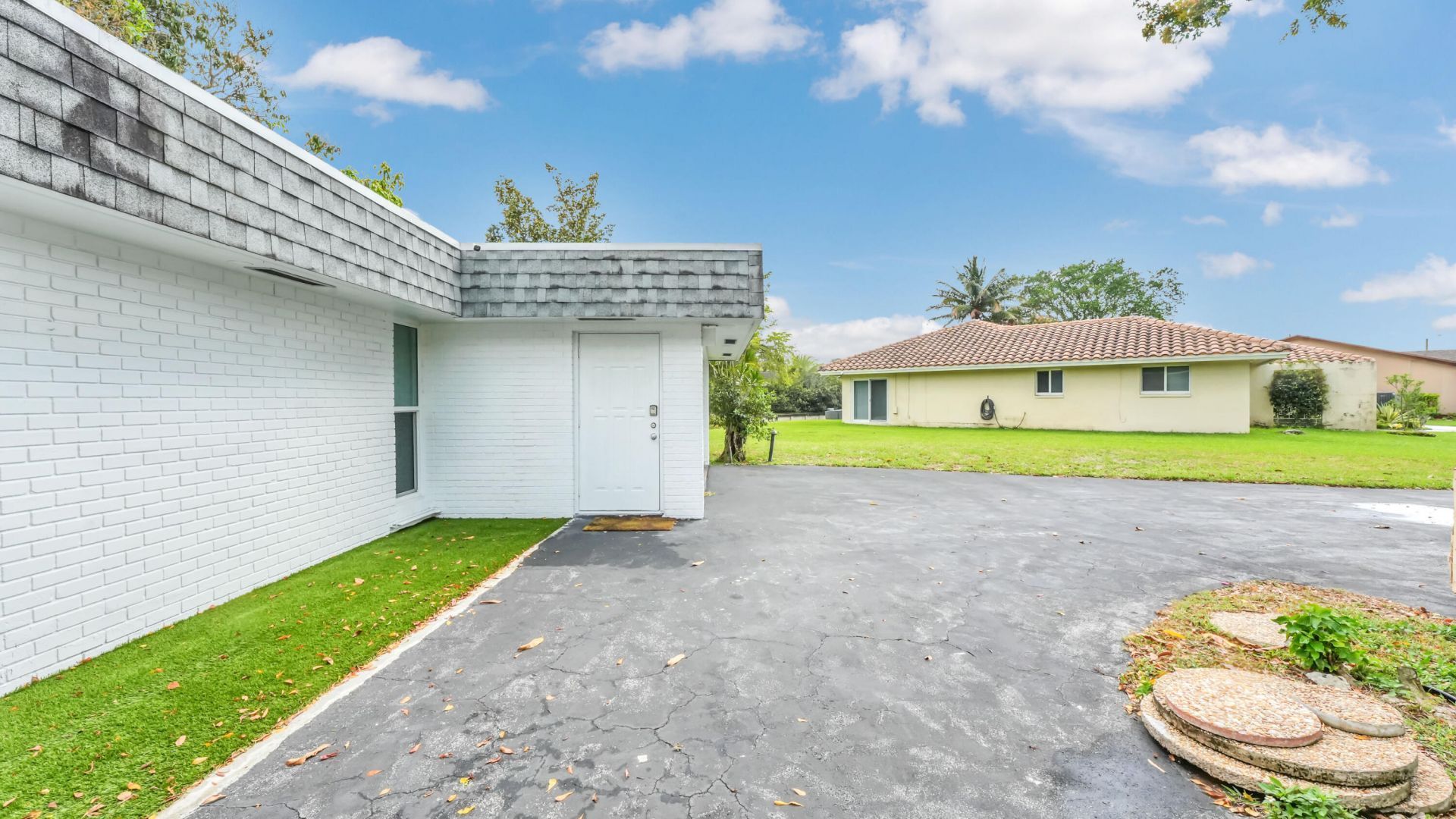 5707 White Hickory Circle, Tamarac, FL 33319 Photo