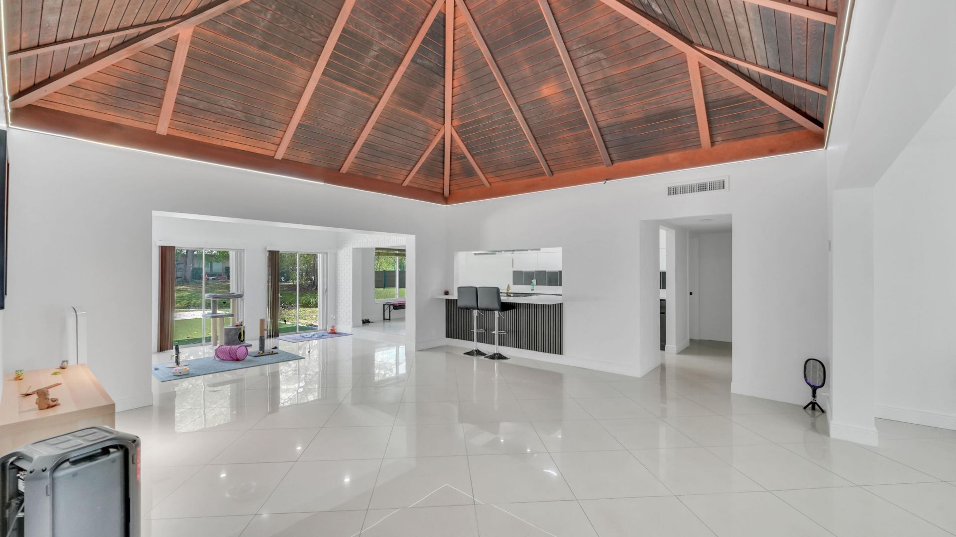 5707 White Hickory Circle, Tamarac, FL 33319 Photo