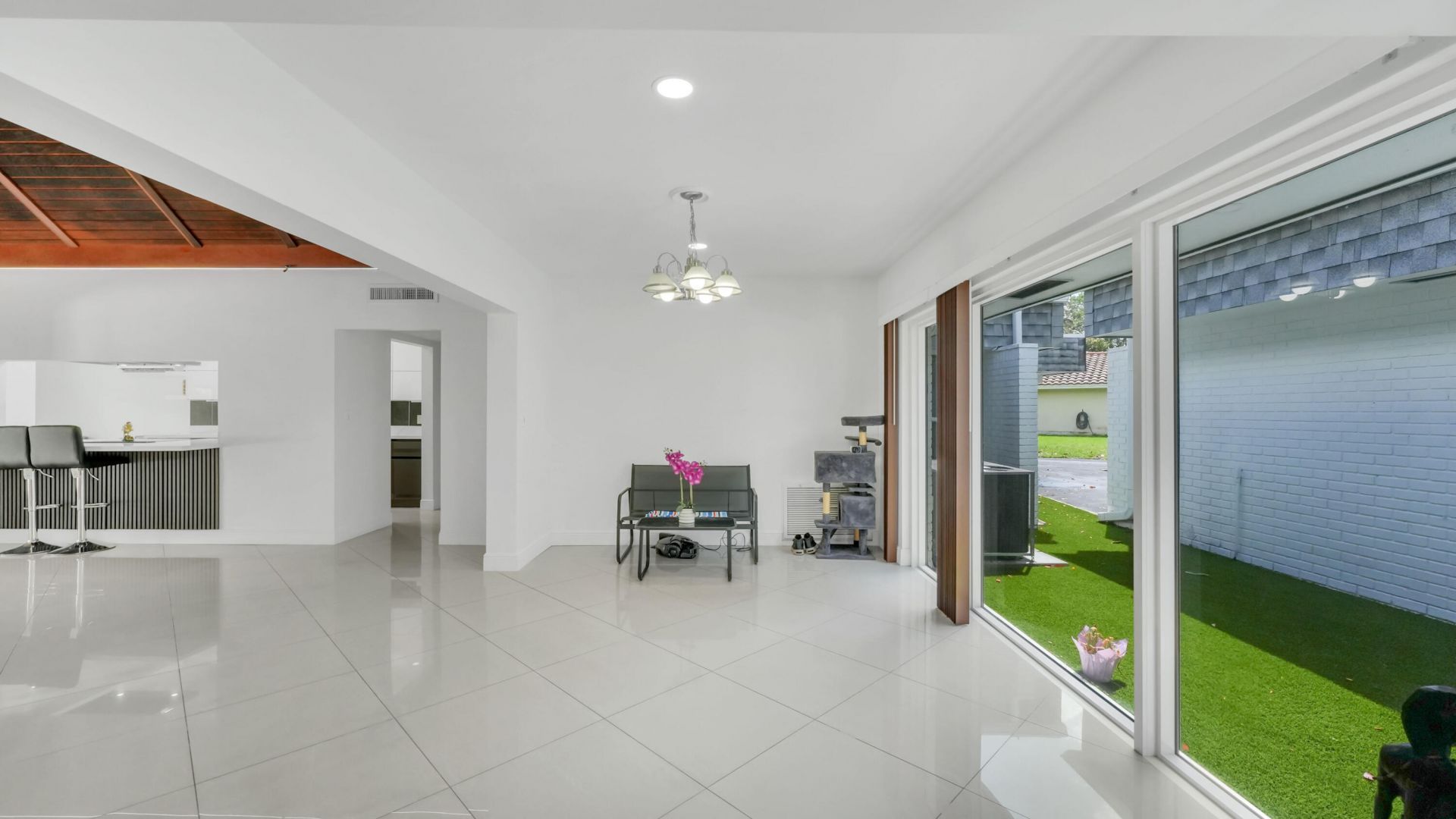 5707 White Hickory Circle, Tamarac, FL 33319 Photo