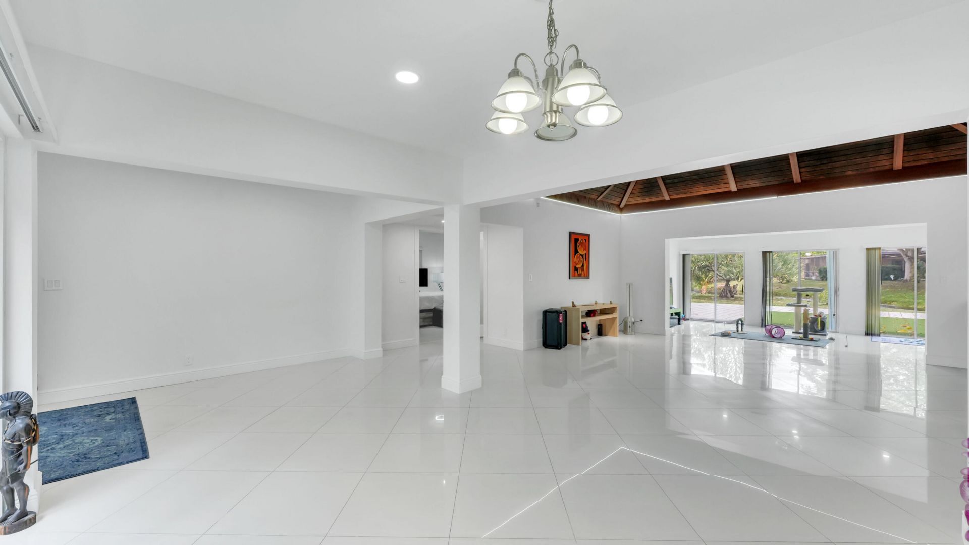 5707 White Hickory Circle, Tamarac, FL 33319 Photo