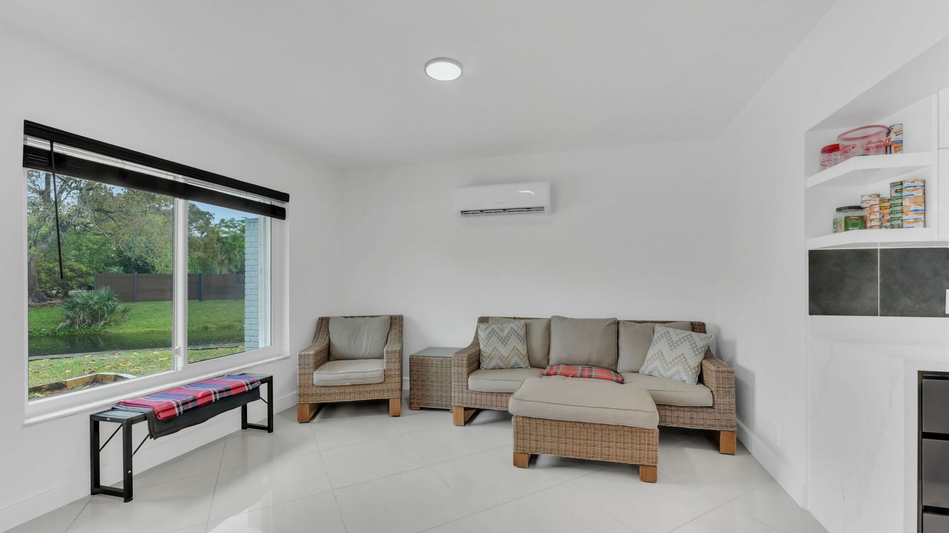 5707 White Hickory Circle, Tamarac, FL 33319 Photo