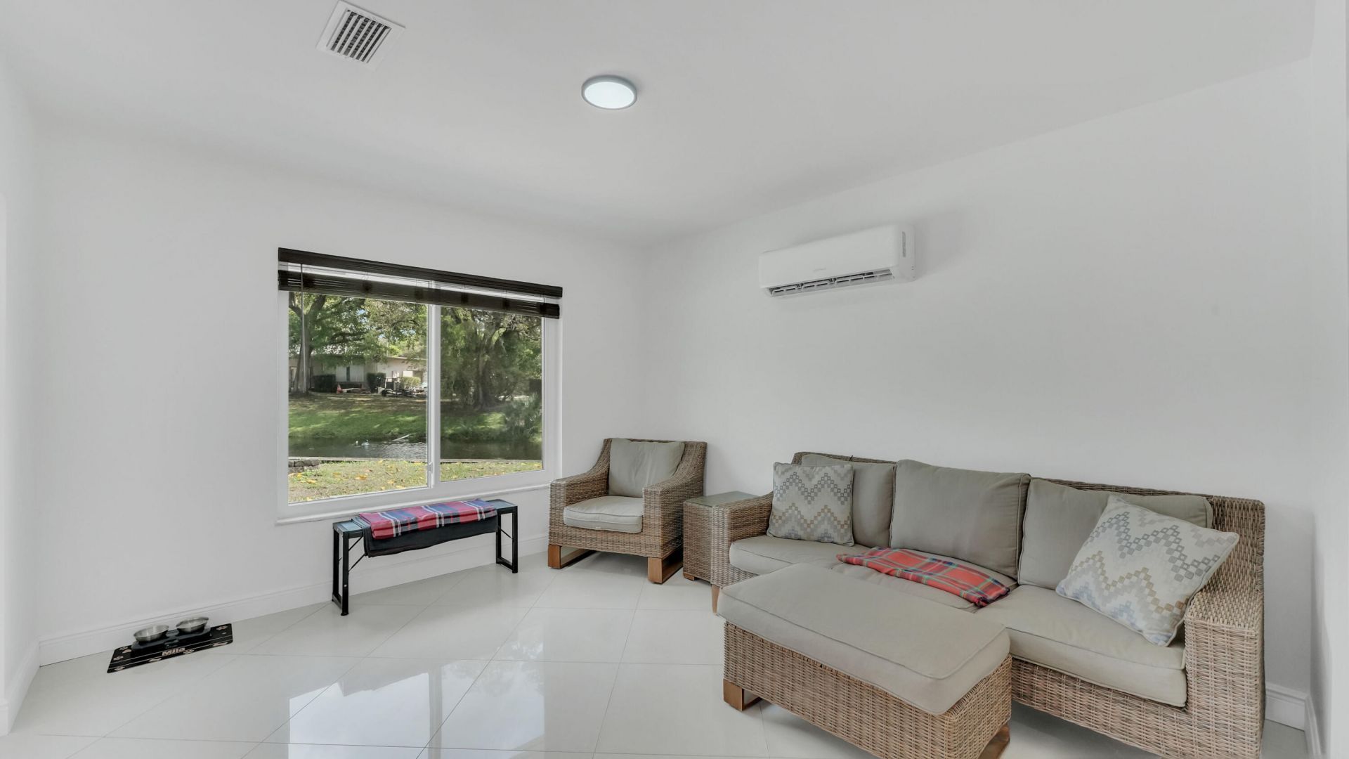 5707 White Hickory Circle, Tamarac, FL 33319 Photo