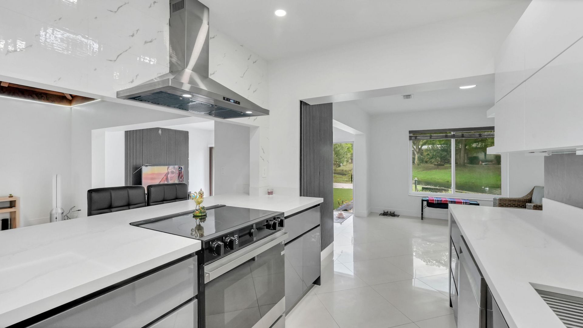 5707 White Hickory Circle, Tamarac, FL 33319 Photo