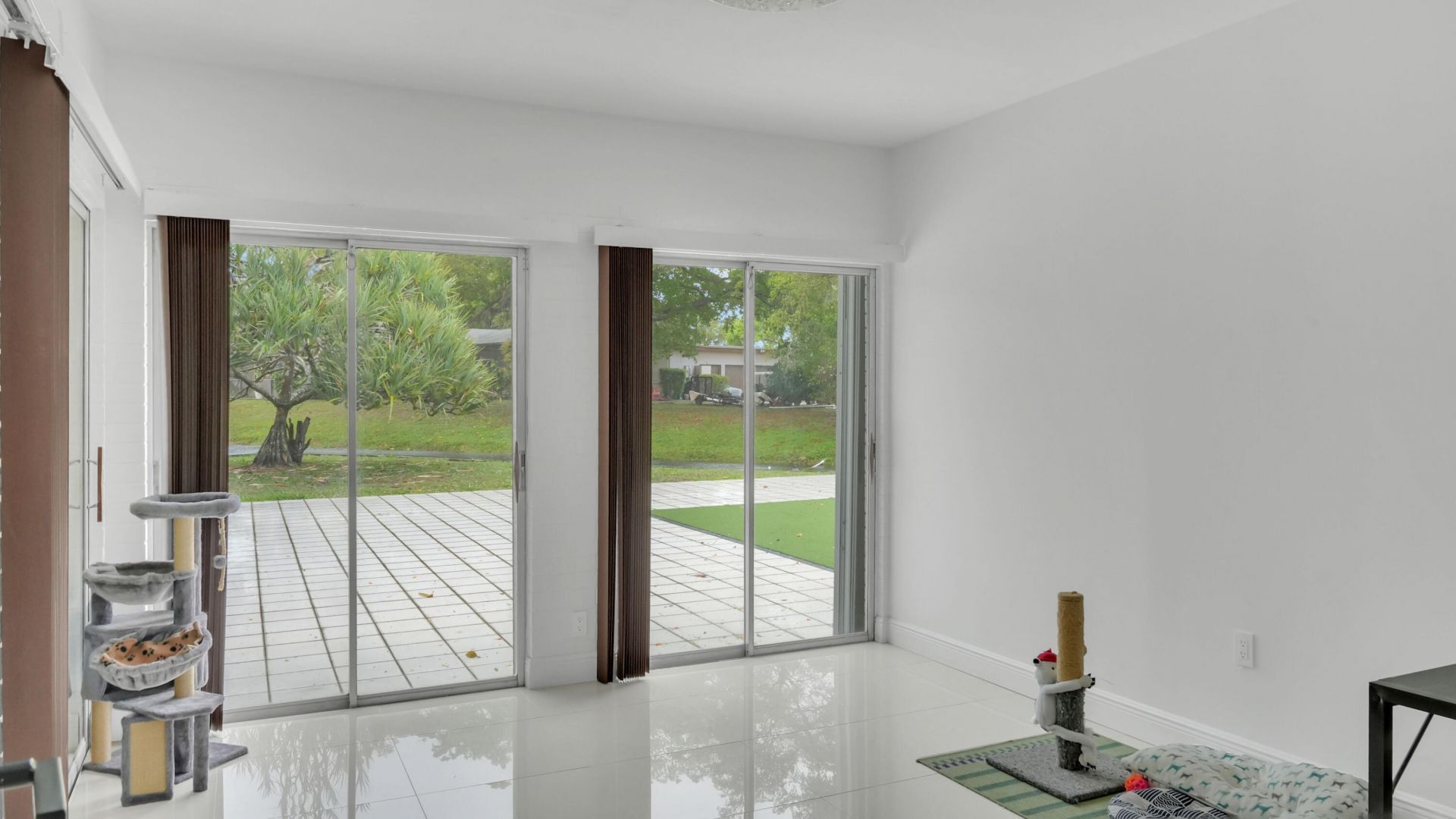 5707 White Hickory Circle, Tamarac, FL 33319 Photo