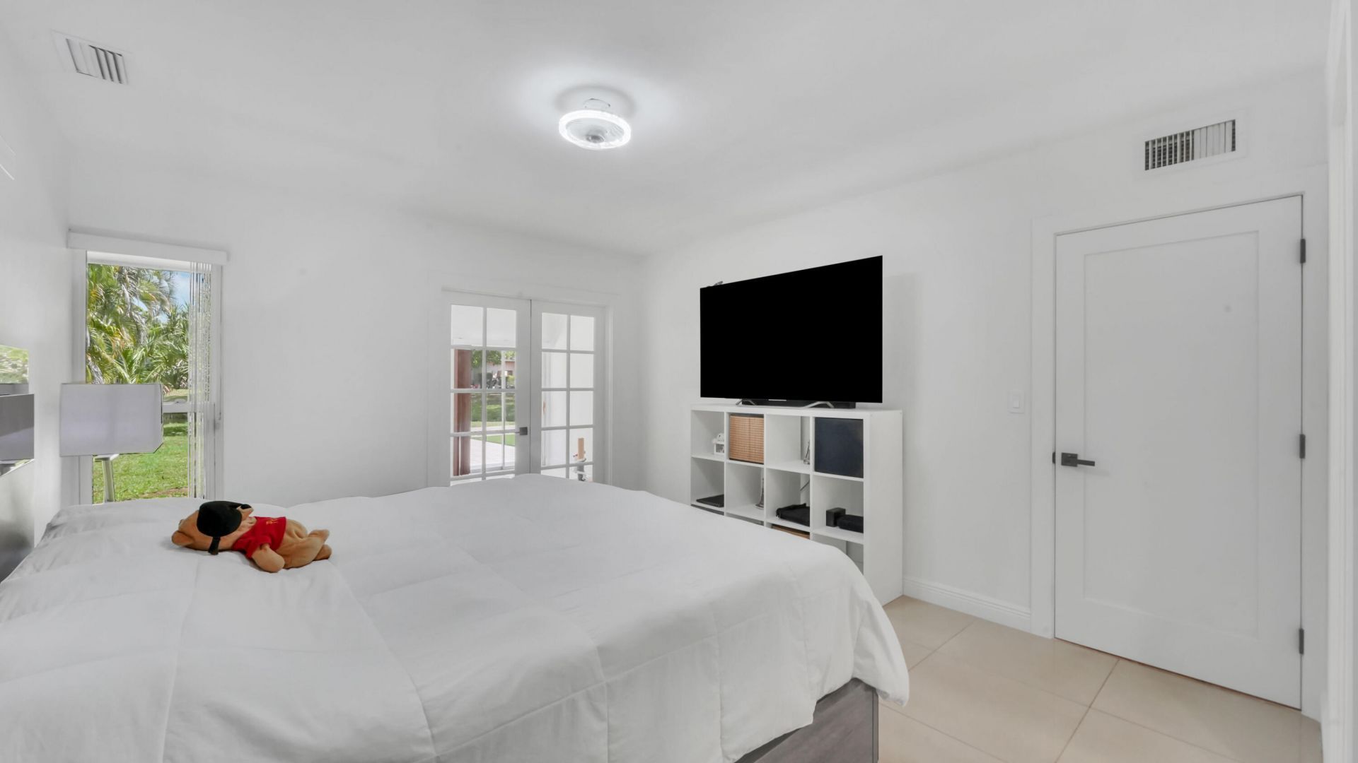 5707 White Hickory Circle, Tamarac, FL 33319 Photo