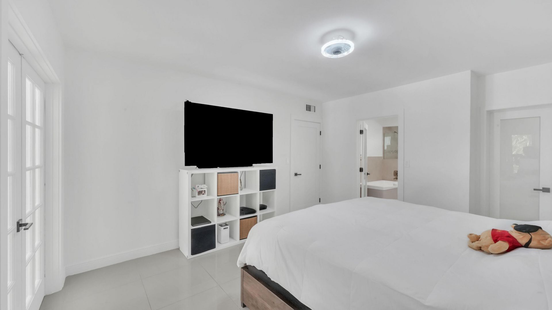 5707 White Hickory Circle, Tamarac, FL 33319 Photo