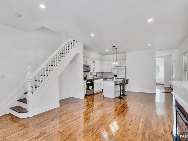 142 Steuben Street, EAST ORANGE, NJ 07018