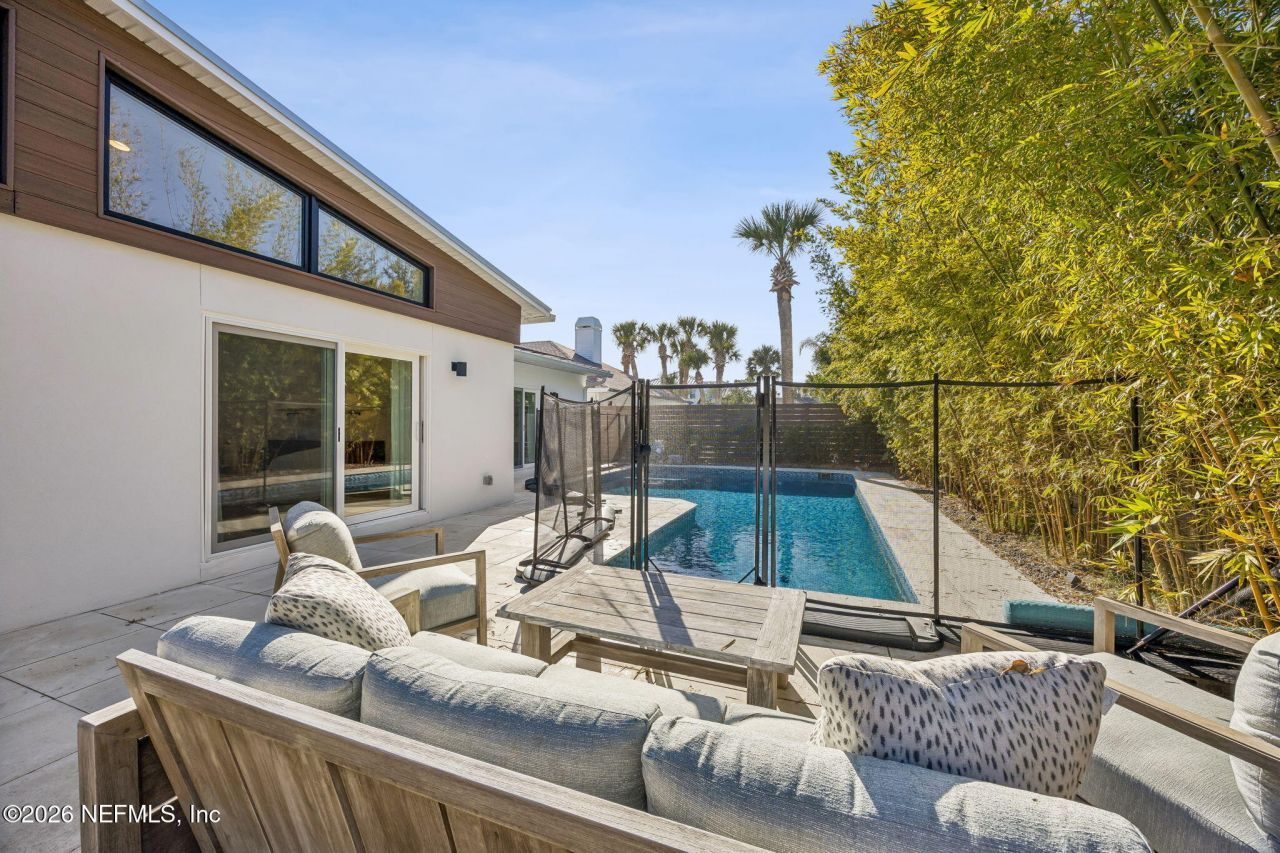 121 32nd Avenue S, Jacksonville Beach, FL 32250 Photo