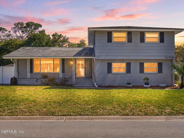 10758 EXECUTIVE Drive, Jacksonville, FL 32225