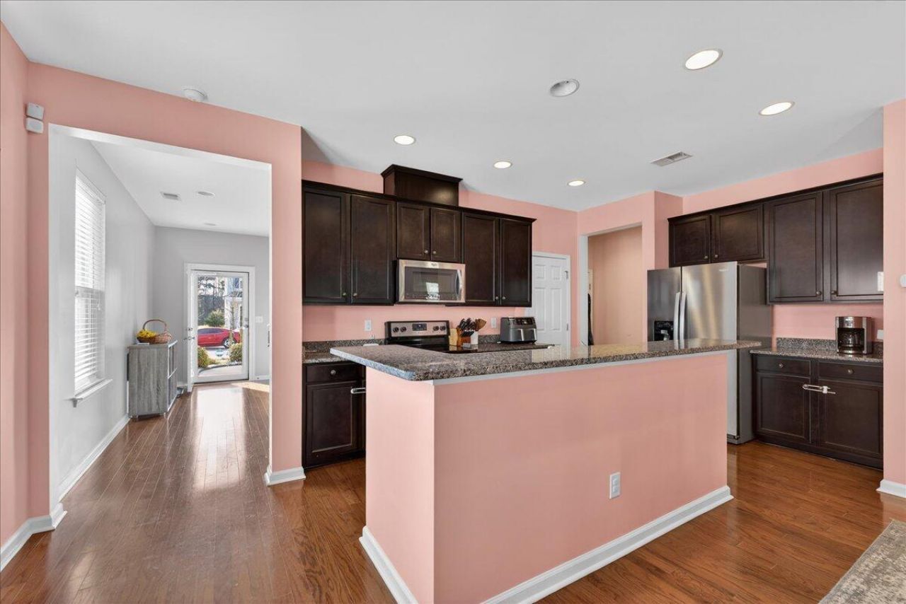 1684 Eider Down Drive Photo 10