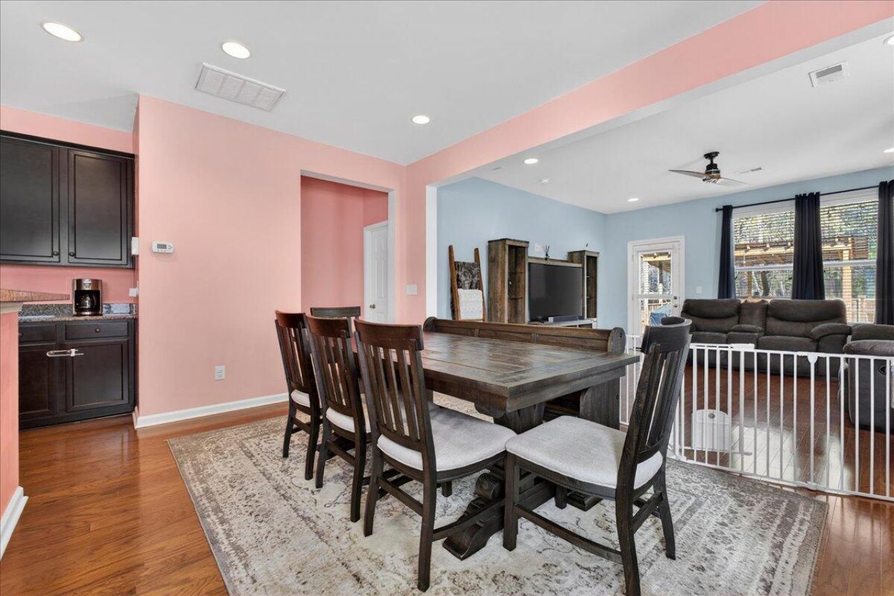 1684 Eider Down Drive Photo 11