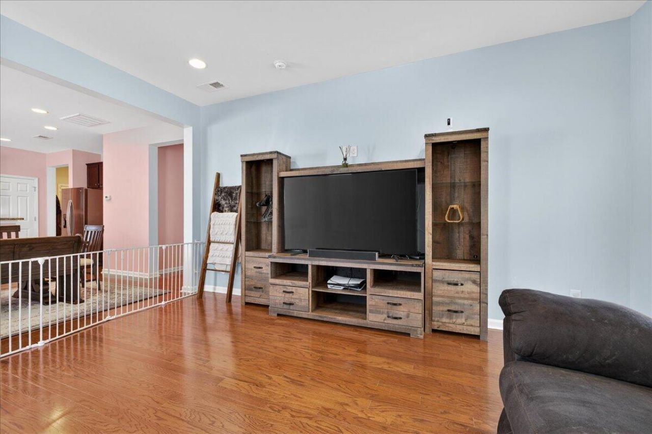 1684 Eider Down Drive Photo 15