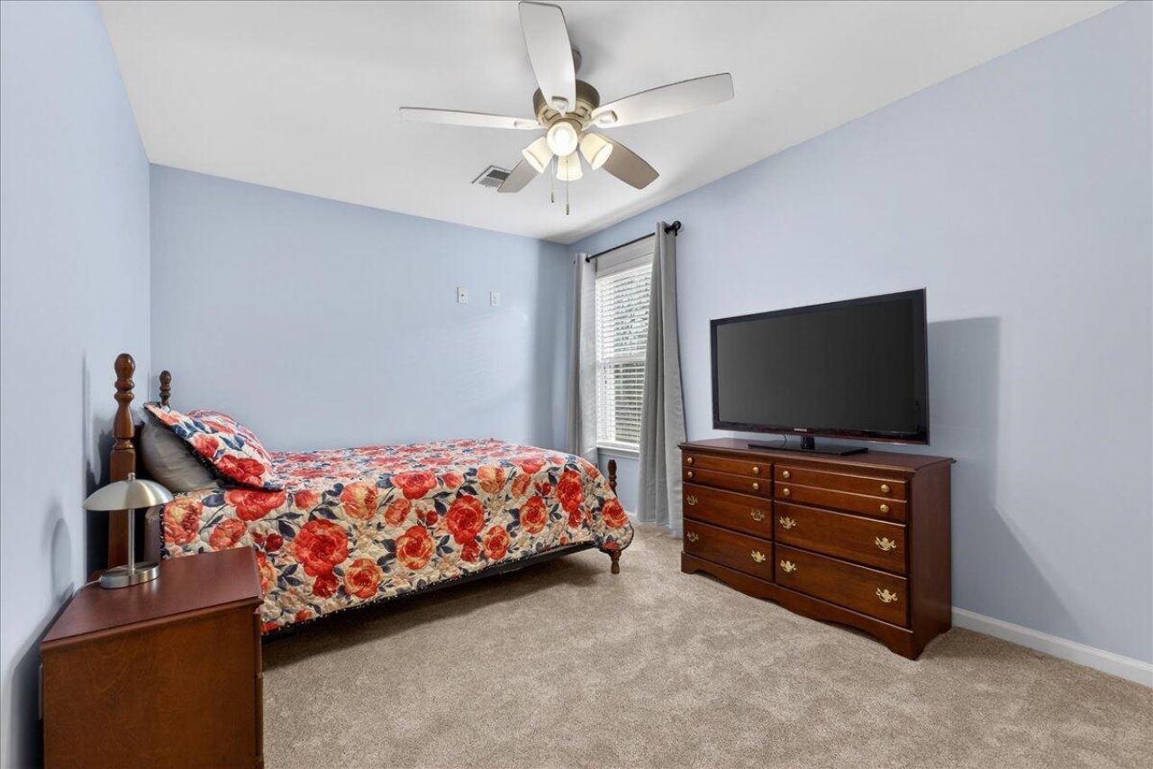 1684 Eider Down Drive Photo 22