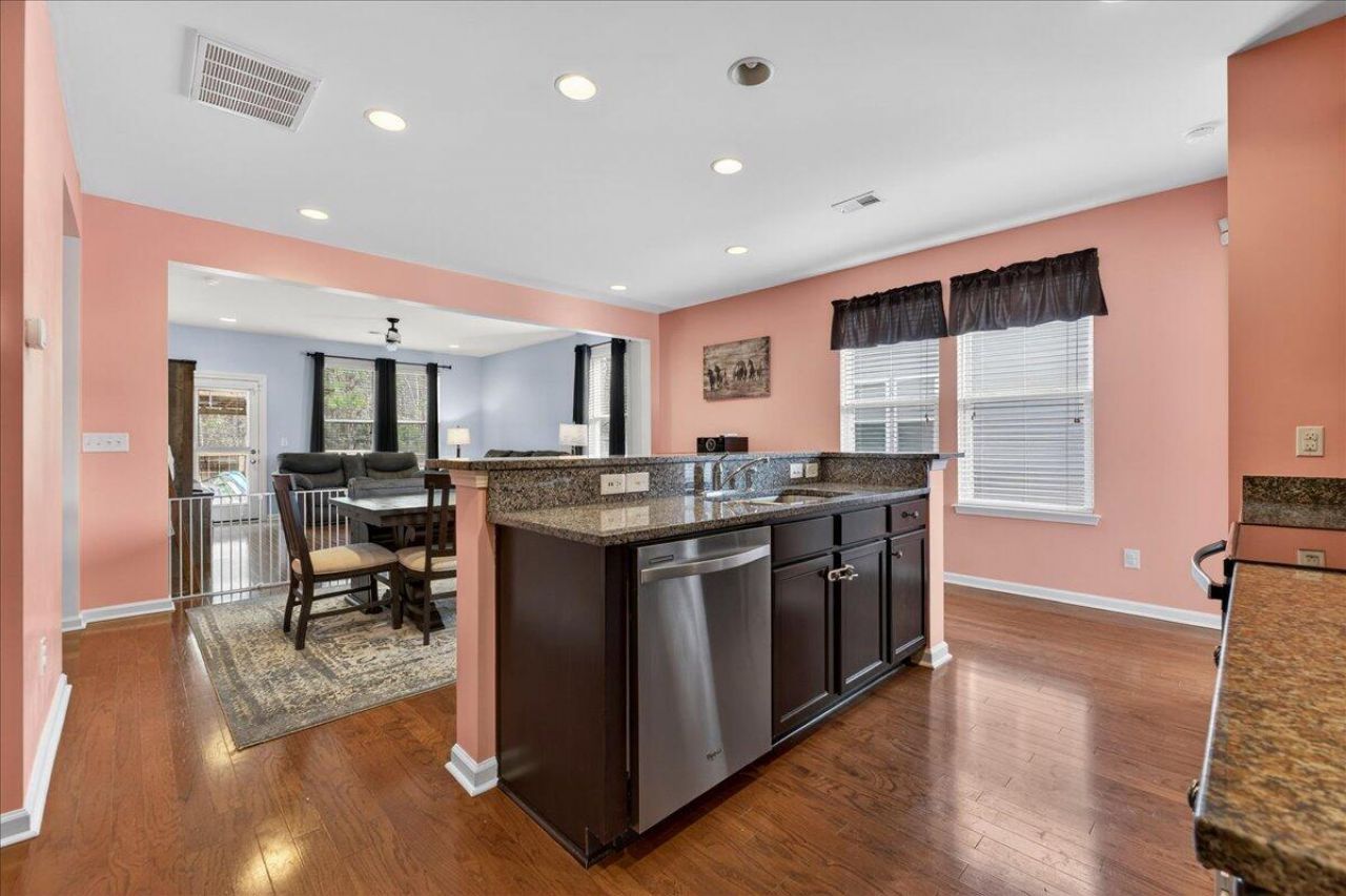 1684 Eider Down Drive Photo 8