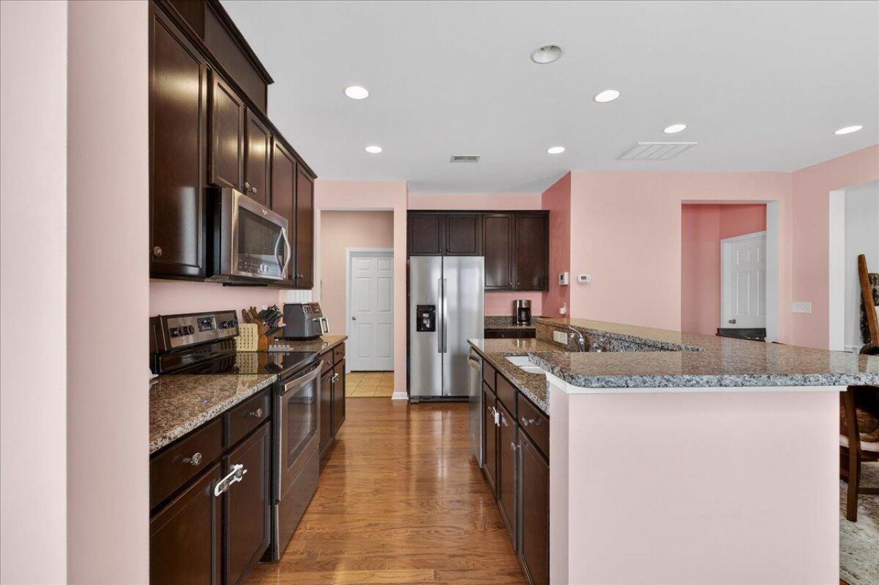 1684 Eider Down Drive Photo 9