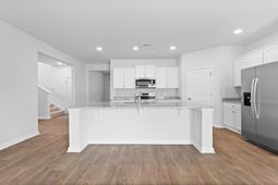 212 Castle Hill Drive photo 4