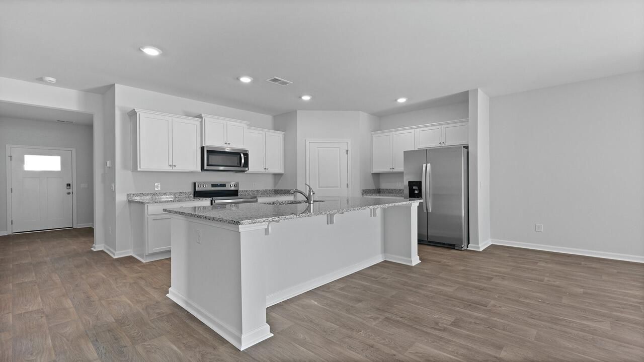 212 Castle Hill Drive Photo 9
