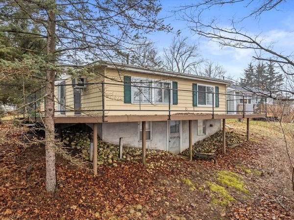 W6709 Lake Shore Circle CIRCLE, Elkhorn, WI 53121