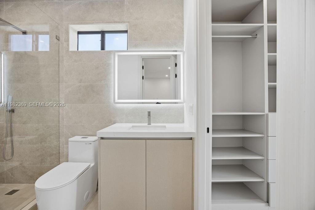 1321 NE 13th Ave, Unit 1321, Fort Lauderdale, FL 33304 Photo