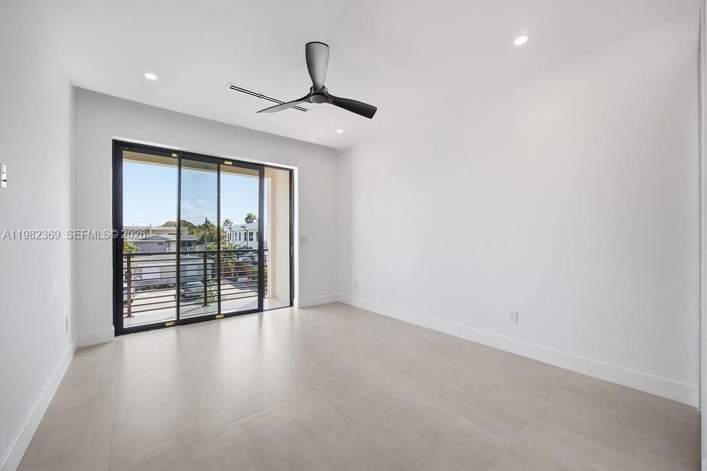 1321 NE 13th Ave, Unit 1321, Fort Lauderdale, FL 33304 Photo