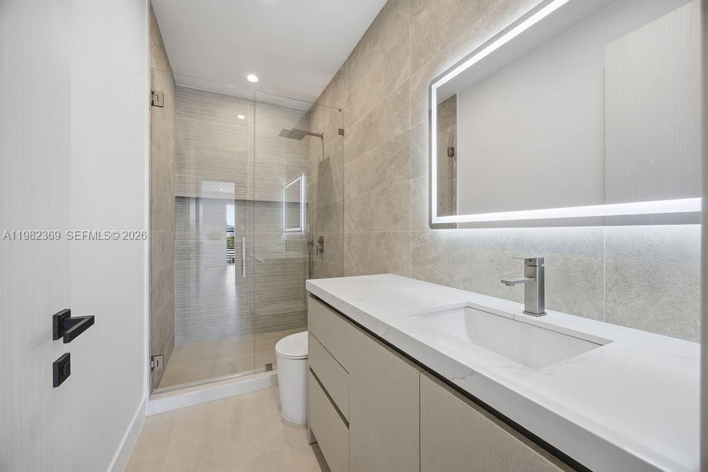 1321 NE 13th Ave, Unit 1321, Fort Lauderdale, FL 33304 Photo