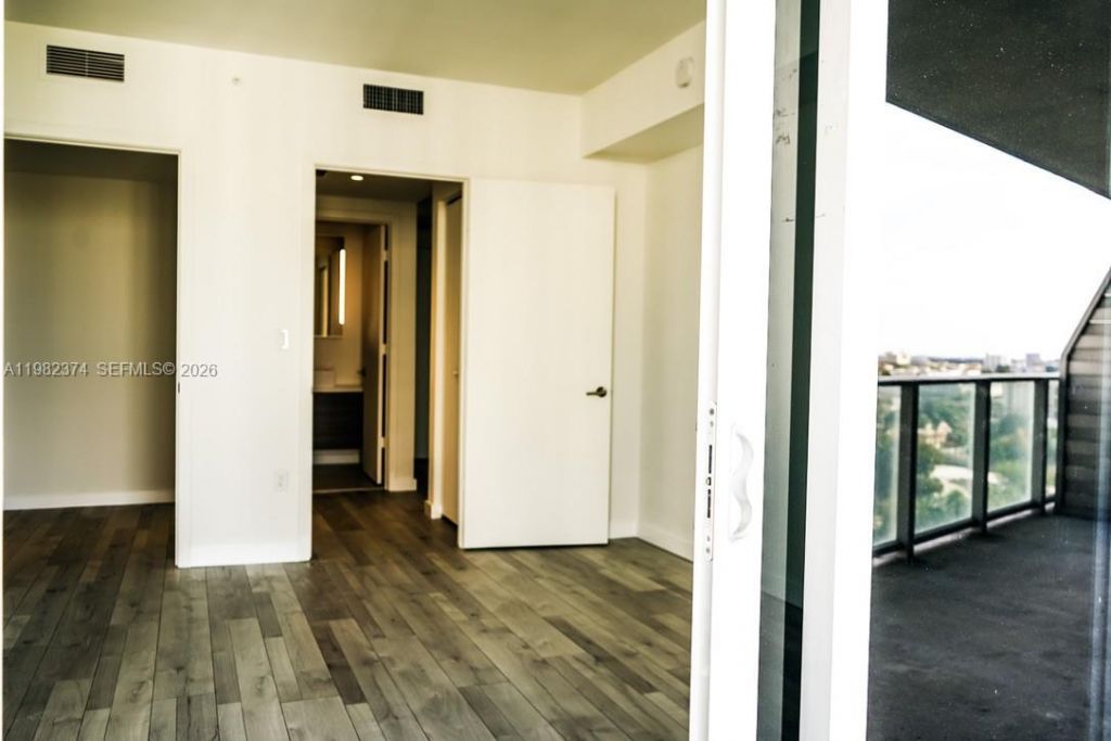 1010 SW 2nd Ave , Unit 1007, Miami, FL 33130 Photo