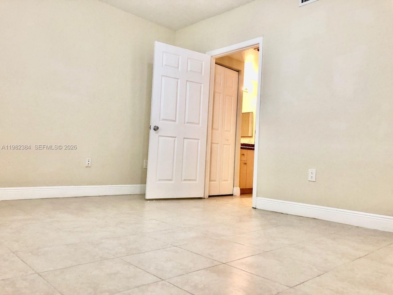 2557 Centergate Dr , Unit 103, Miramar, FL 33025 Photo