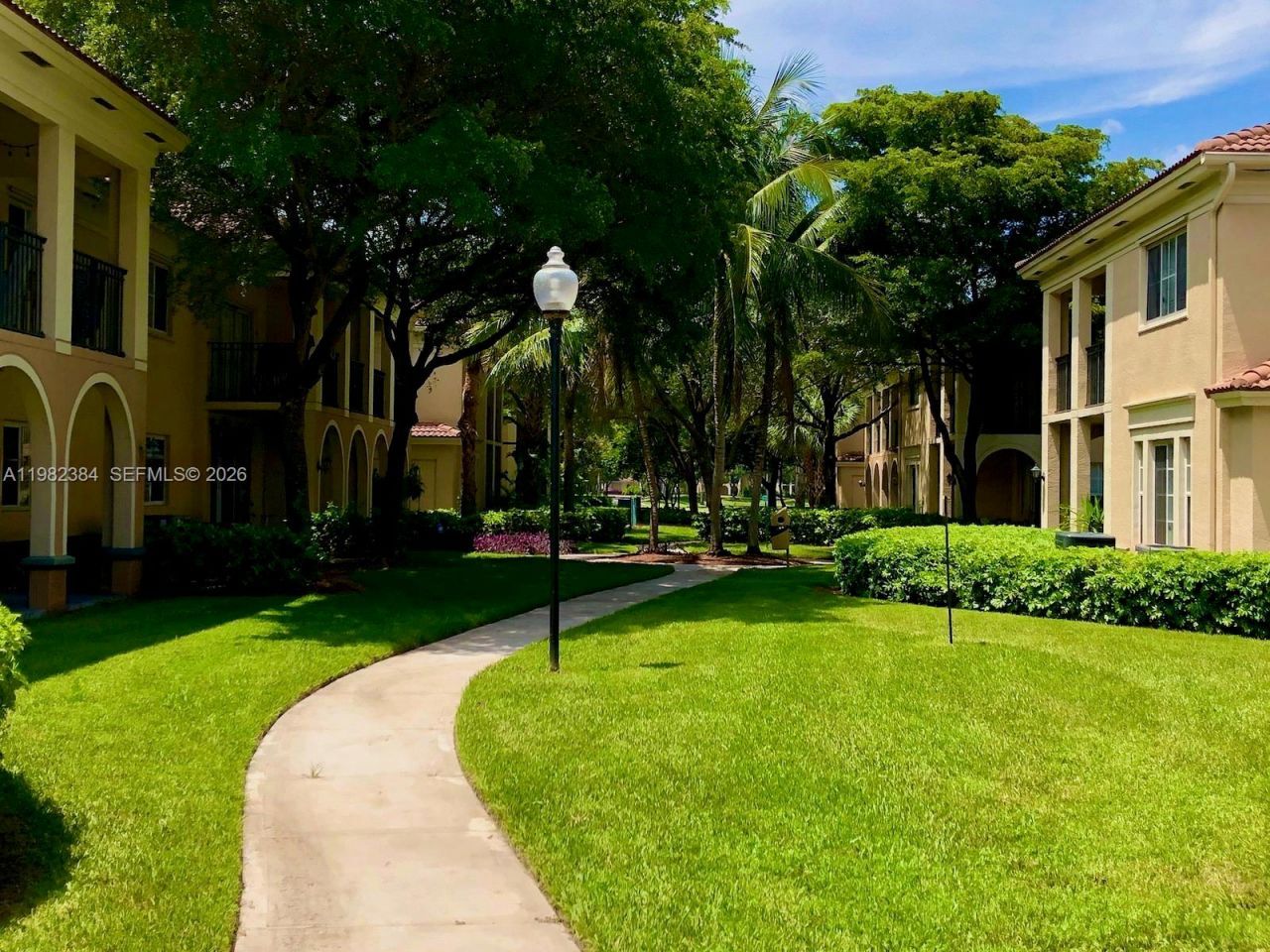 2557 Centergate Dr , Unit 103, Miramar, FL 33025 Photo