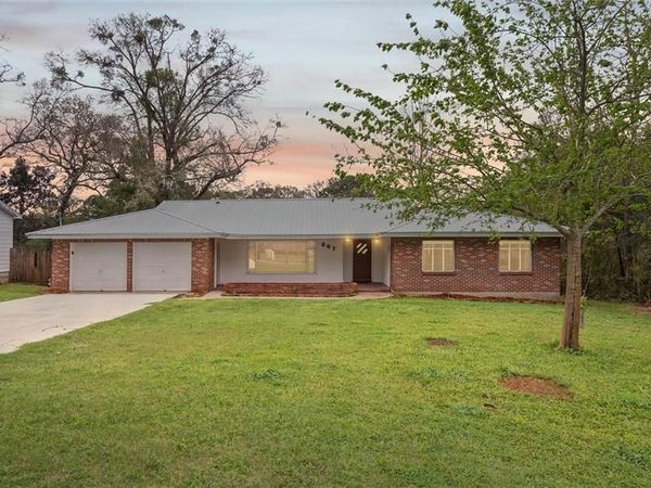 207 Alpine Street, Chickasaw, AL 36611