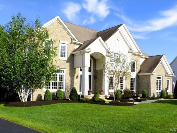 6555 Ashford Court , East Amherst, NY 14051