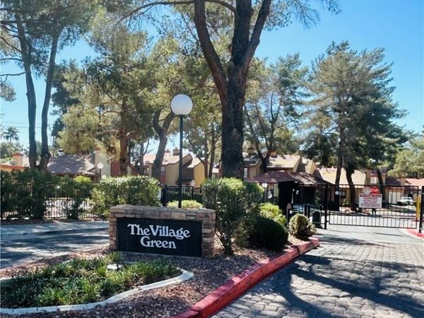 2367 Pickwick Drive, Henderson, NV 89014