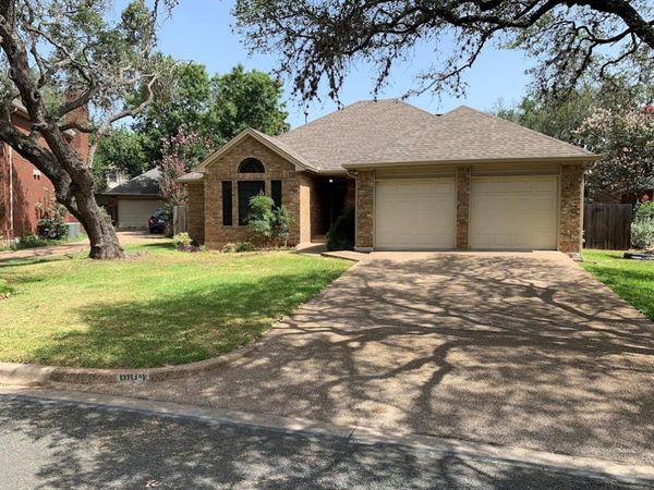 6104 John Chisum LN , Austin, TX 78749