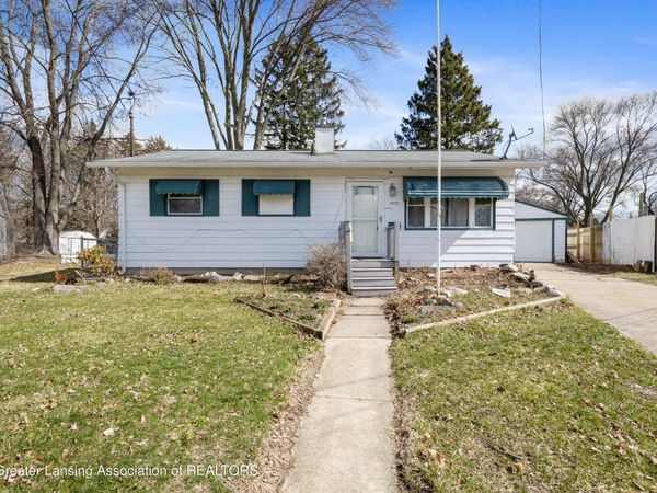 5009 Kessler Drive, Lansing, MI 48910