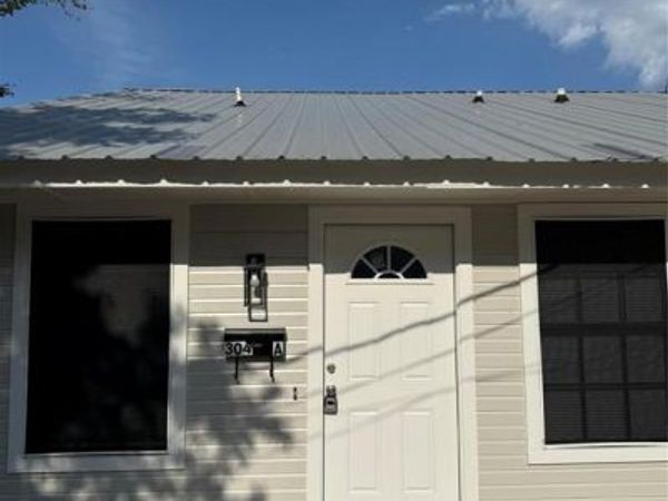 304 E Hickory Street, Unit A, Kaufman, TX 75142