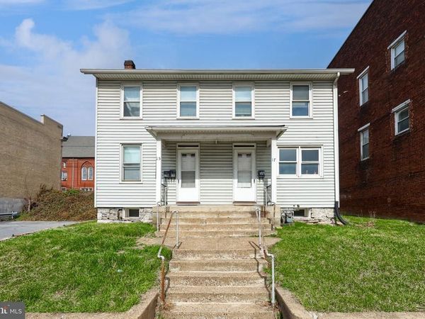 15 S FRONT STREET, STEELTON, PA 17113