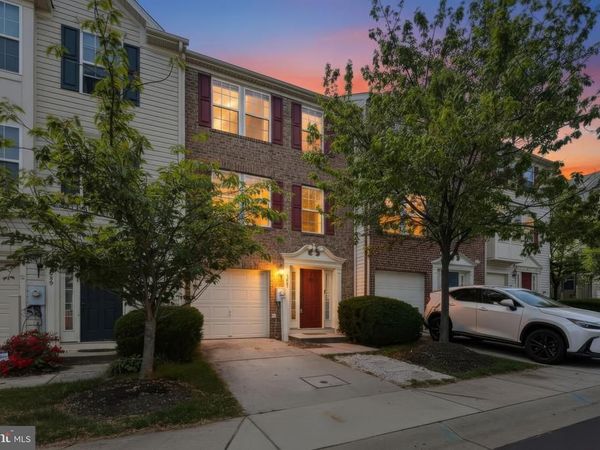7061 HOLLY SPRINGS LANE, Unit 194, ELKRIDGE, MD 21075