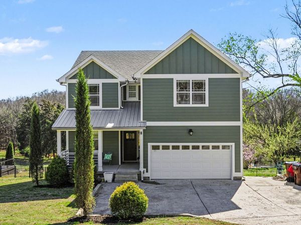 326 Twin Cove Dr , Lebanon, TN 37087