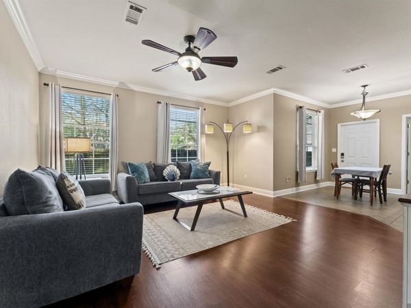 900 Dean Lee Dr, Unit #1406, Baton Rouge, LA 70820