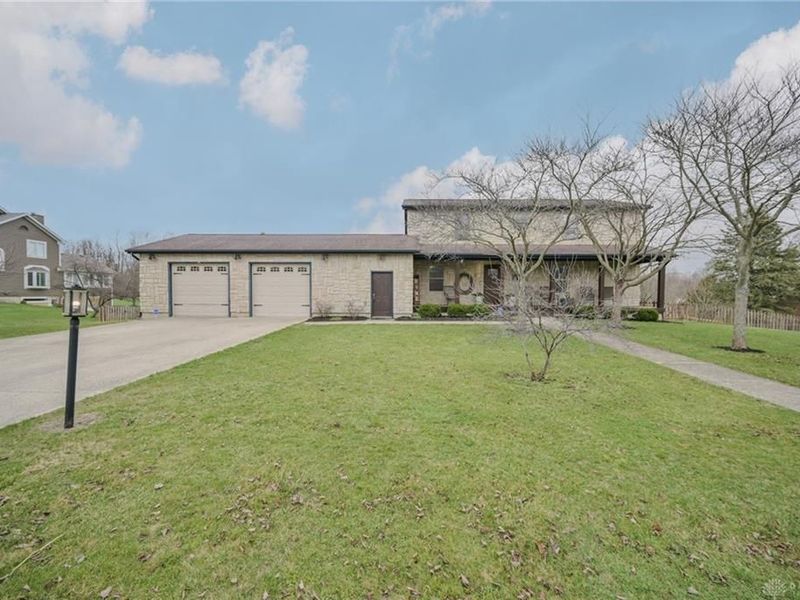 780 W Eva Circle, Springfield Township, OH 45504 Photo 5