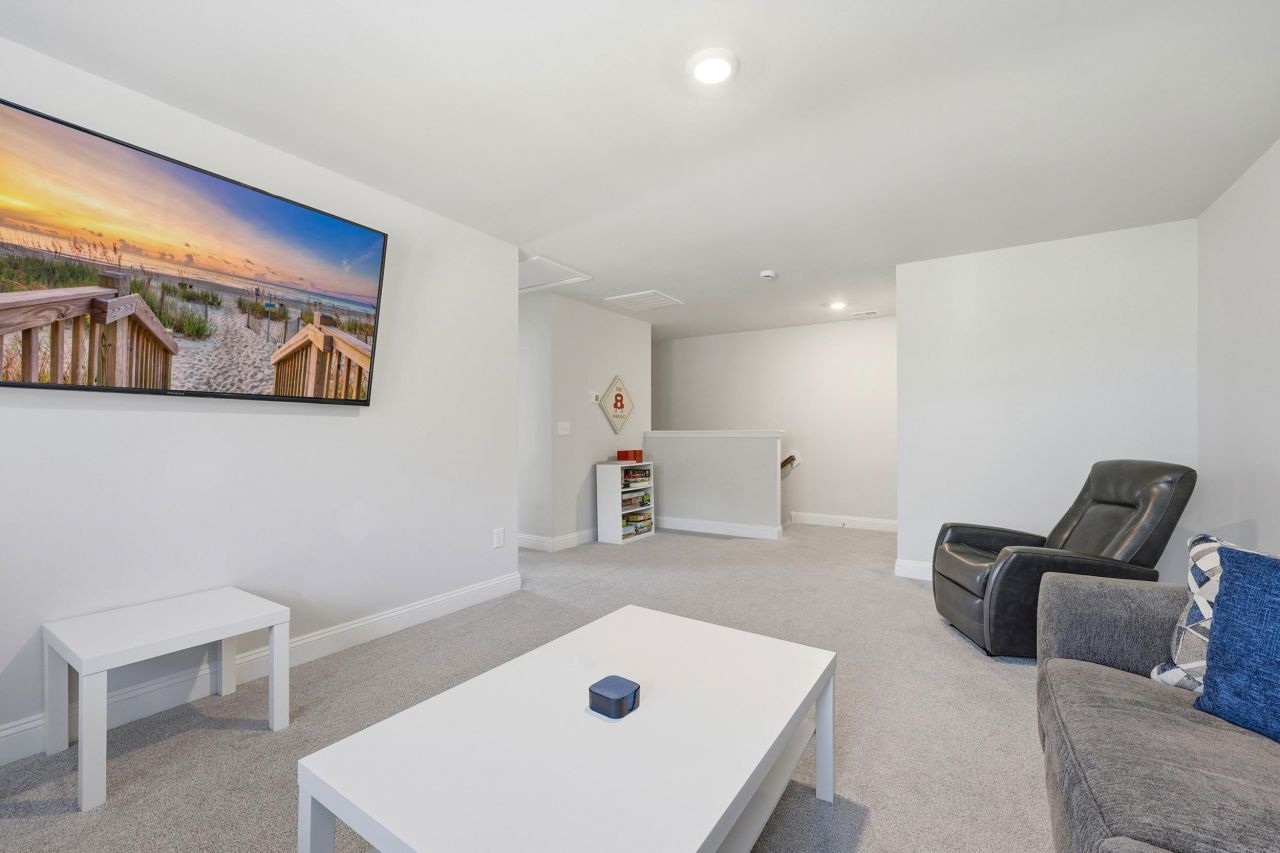 487 Waterend Dr. Photo 13