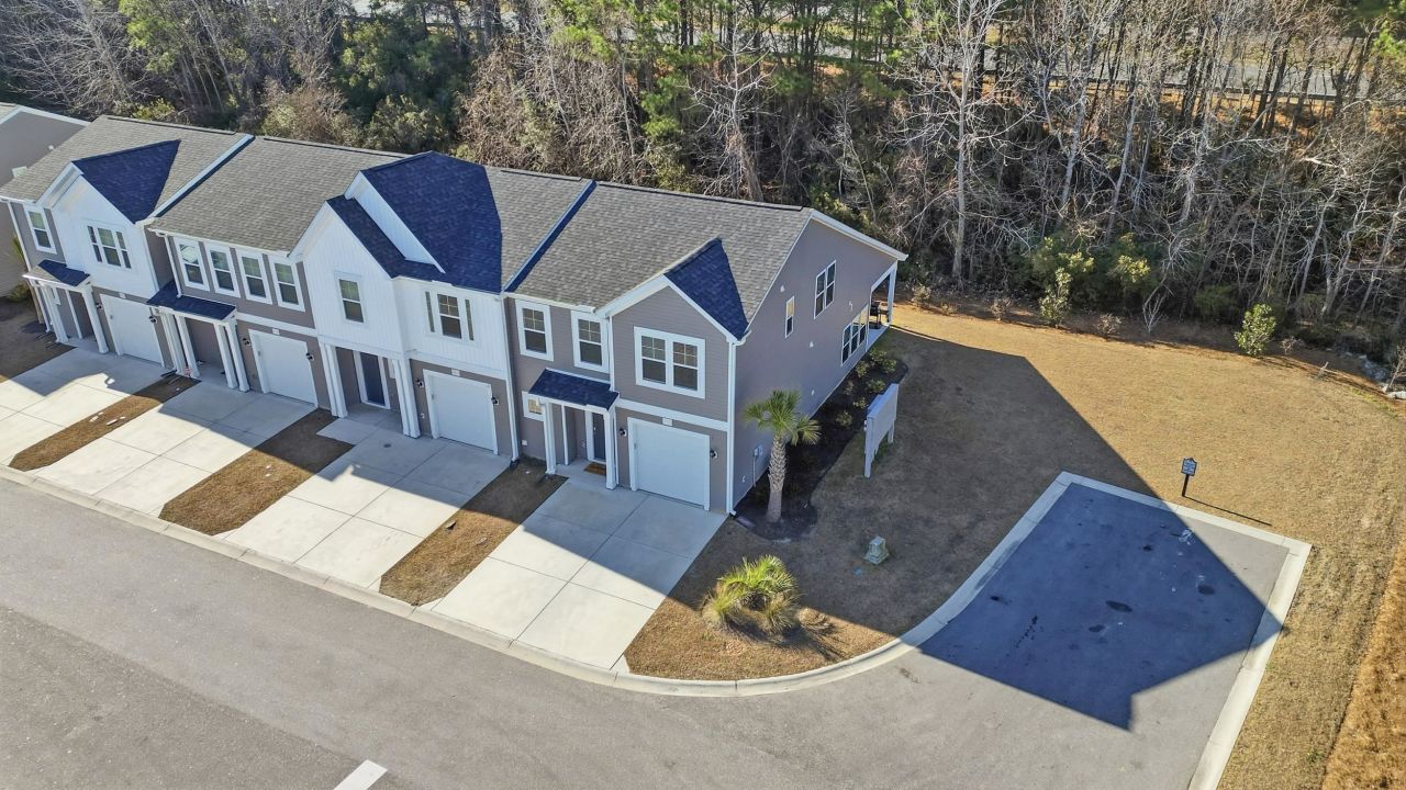 487 Waterend Dr. Photo 23