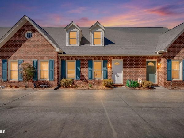 303 Breckenridge Trace, Unit 303, Kingsport, TN 37663