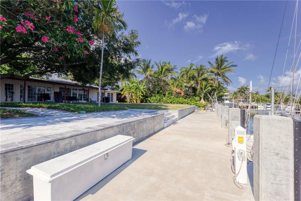 2680 NE 24th Street, Pompano Beach, FL 33064 Photo