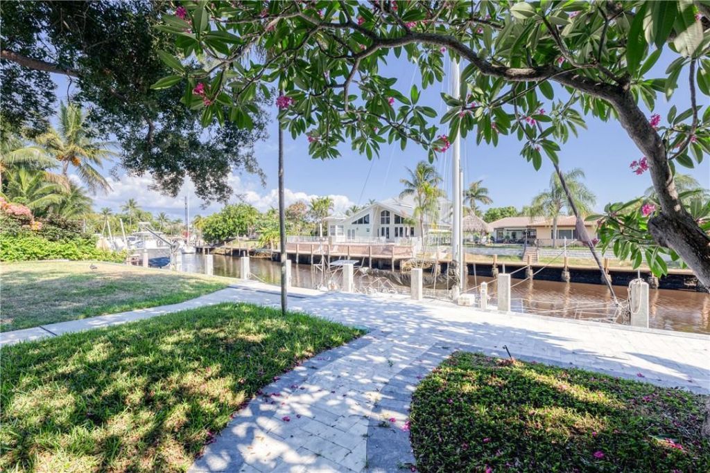 2680 NE 24th Street, Pompano Beach, FL 33064 Photo