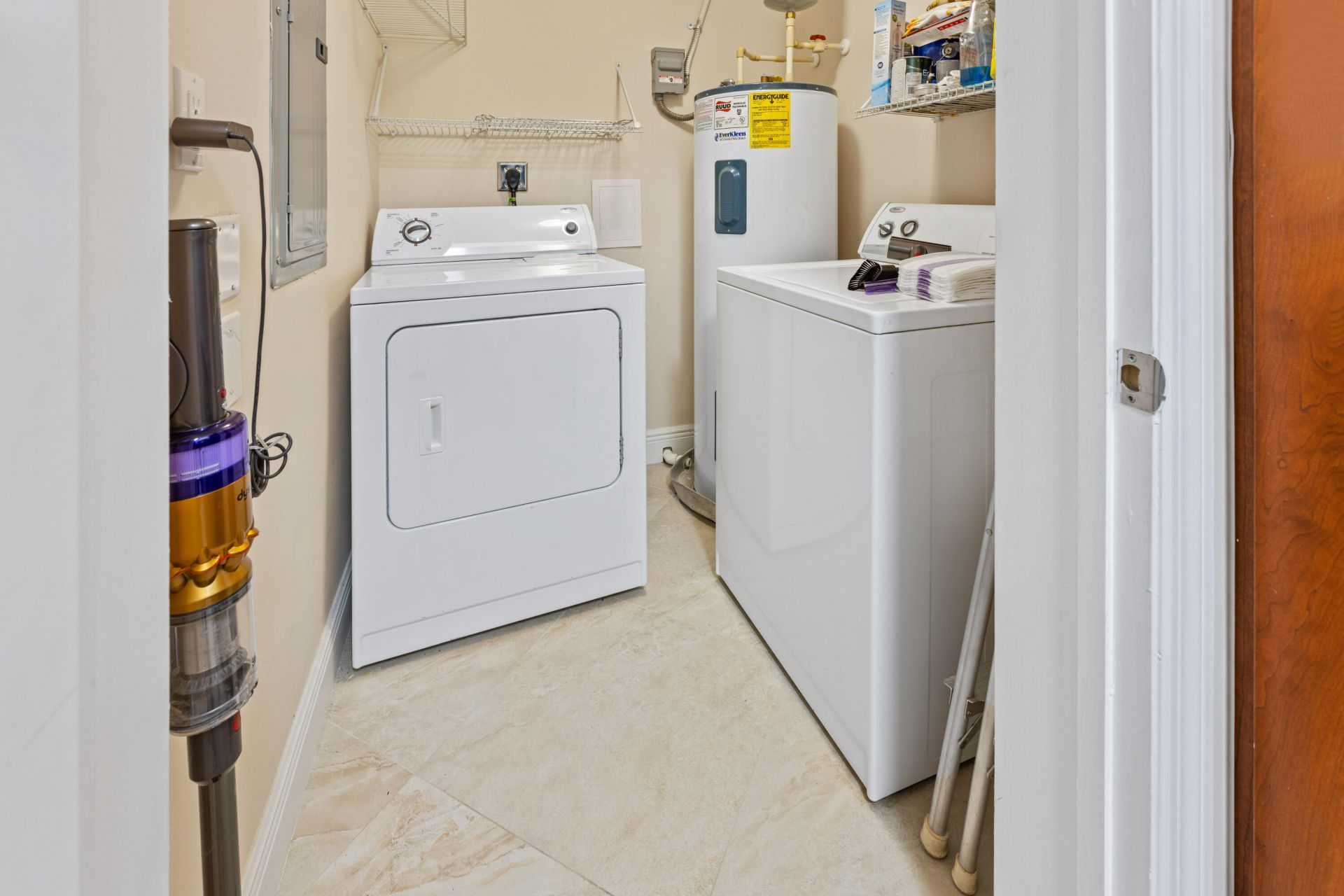 275 NW Flagler Avenue, Unit 205, Stuart, FL 34994 Photo